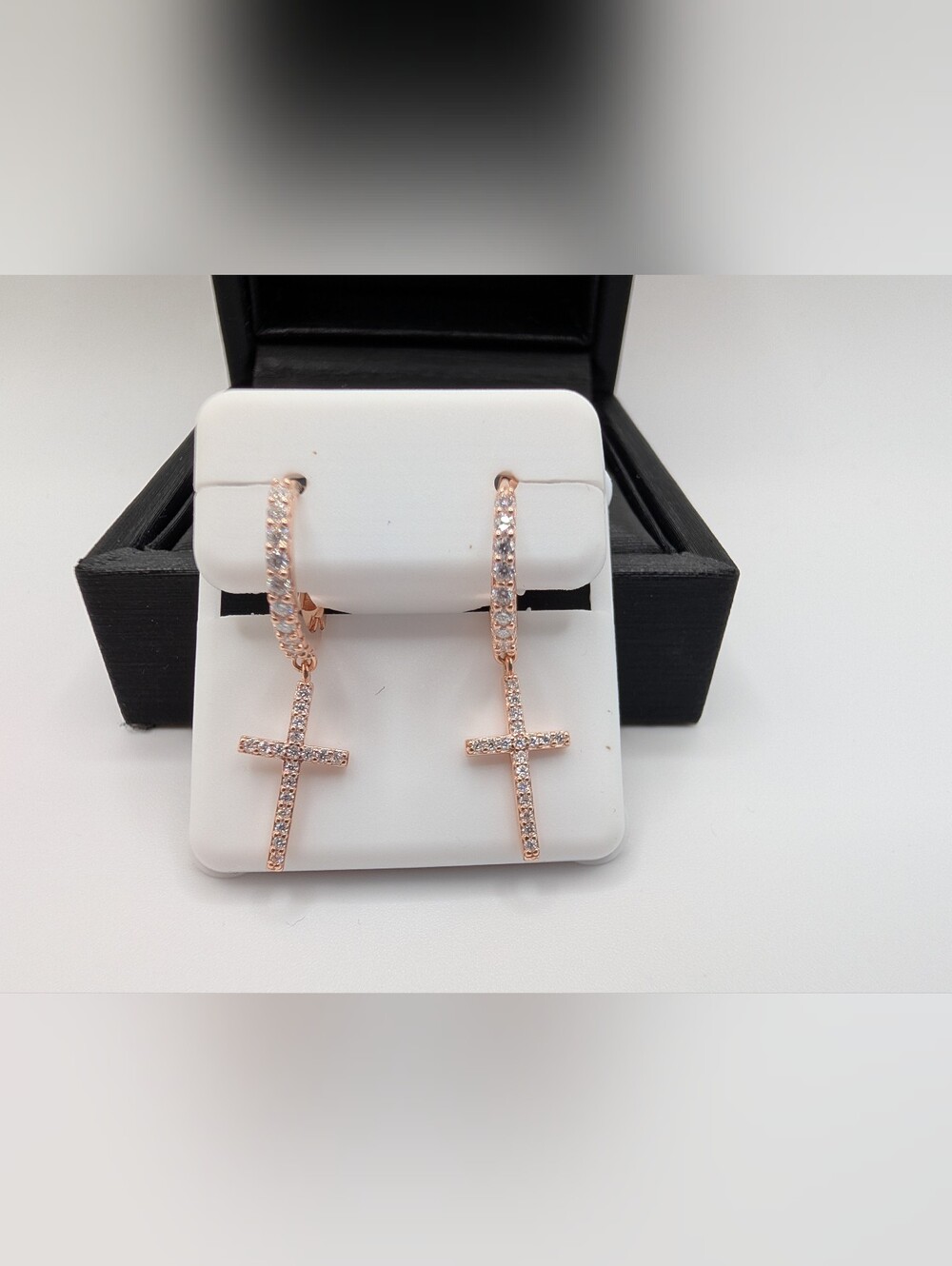 NWT 1.00 CTW Moissanite Cross Huggie Earrings 925 Rose Gold